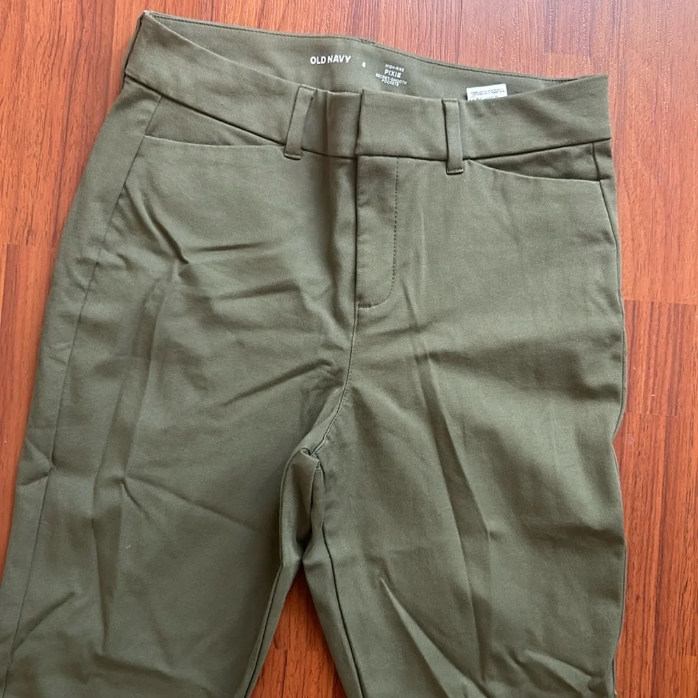 Green pixie pants - Picture 1 of 4